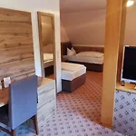 Hotel Heidehotel Soltauer Hof 4*