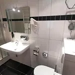 فندق Heidehotel Soltauer Hof 4*