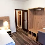 Heidehotel Soltauer Hof 4* سولتو