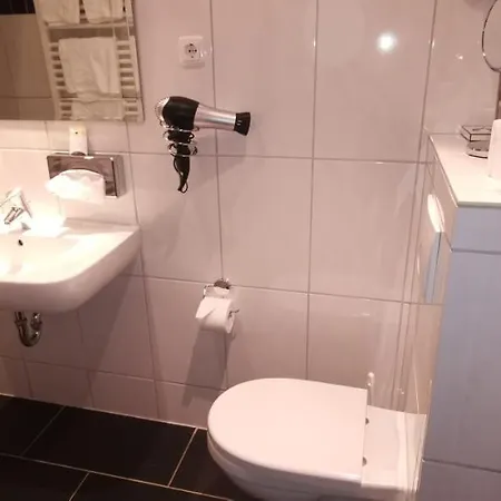 Heidehotel Soltauer Hof מלון 4*