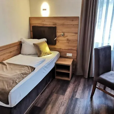 מלון Heidehotel Soltauer Hof