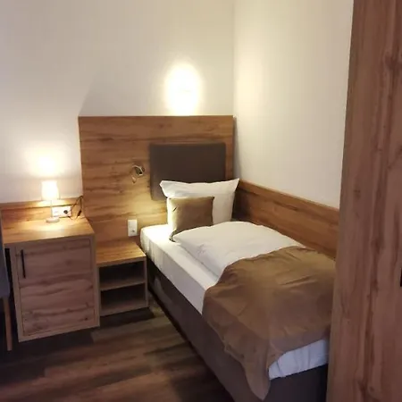 Heidehotel Soltauer Hof 4* סולטאו