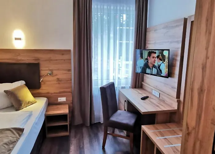 Hotel Heidehotel Soltauer Hof 4*